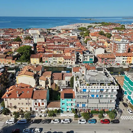 Acqua Marina - Nuovissimo Con Angolo Ristoro Penzion